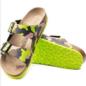 Birkenstocks Camo